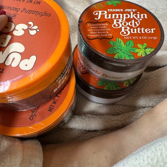 Trader Joe's Pumpkin Body Butter Net Wt. 8 oz. NEW 2 pack - Picture 4 of 6